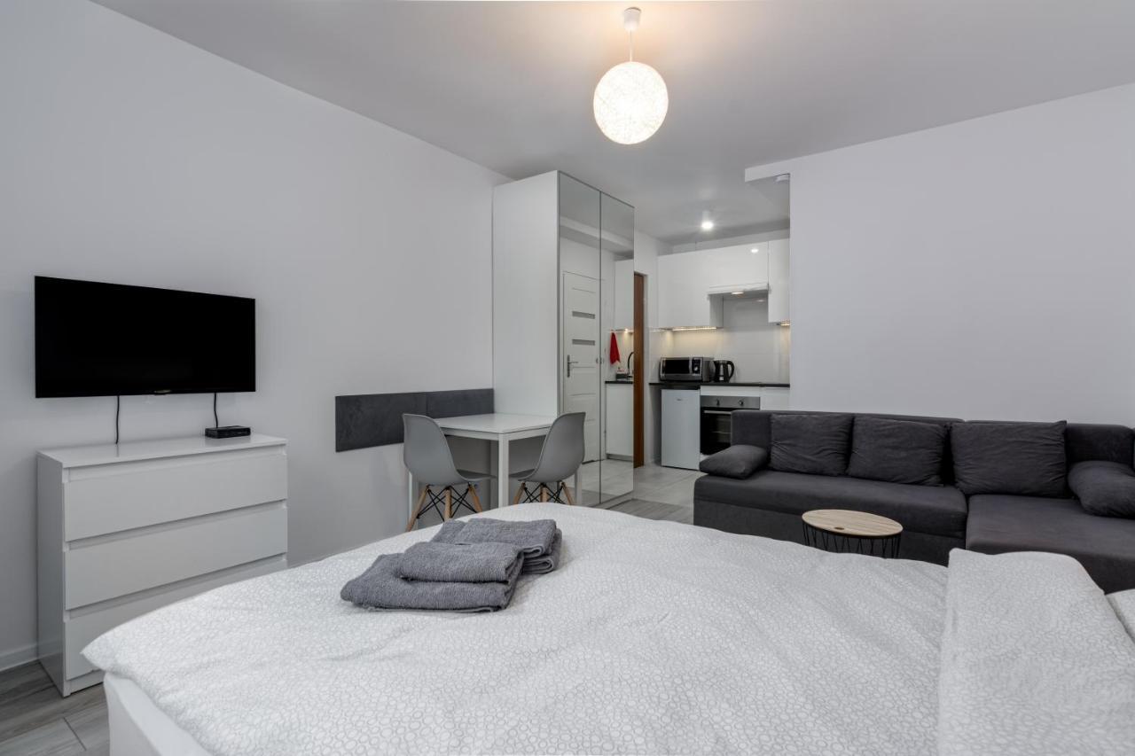 Andersena Modern A - 10 Min Cmkp - 5 Min Metro - 15 Min Center Apartment Warsaw Exterior photo
